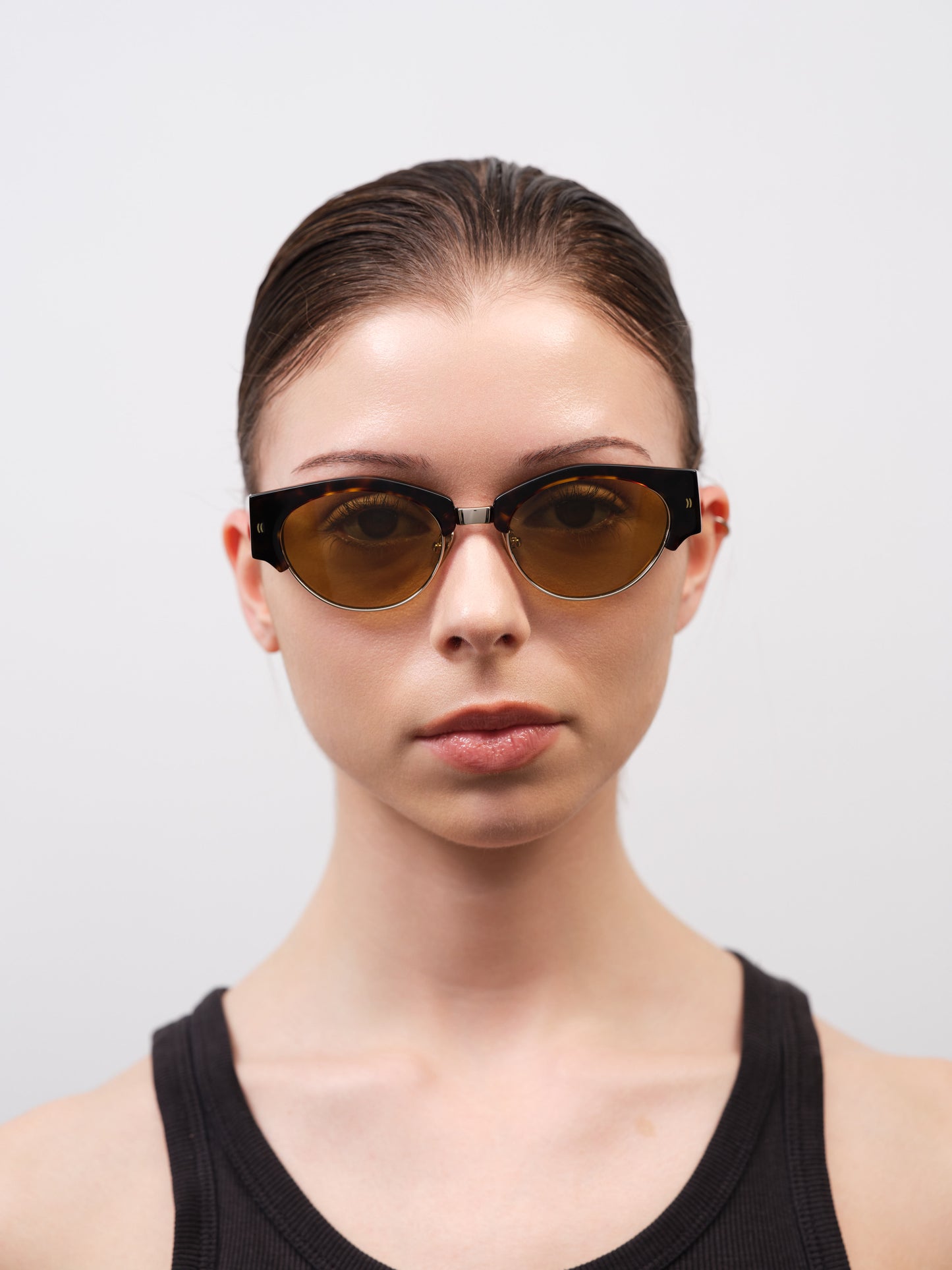 YOUNG Classic Havana / Smoked Olive lens