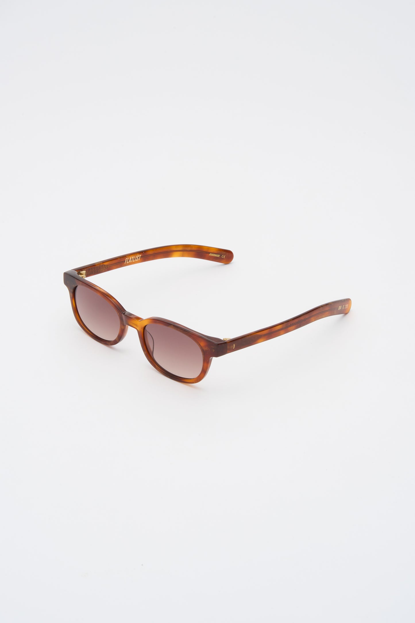 LE BUCHERON Shimmery Horn / Brown Gradient Lens