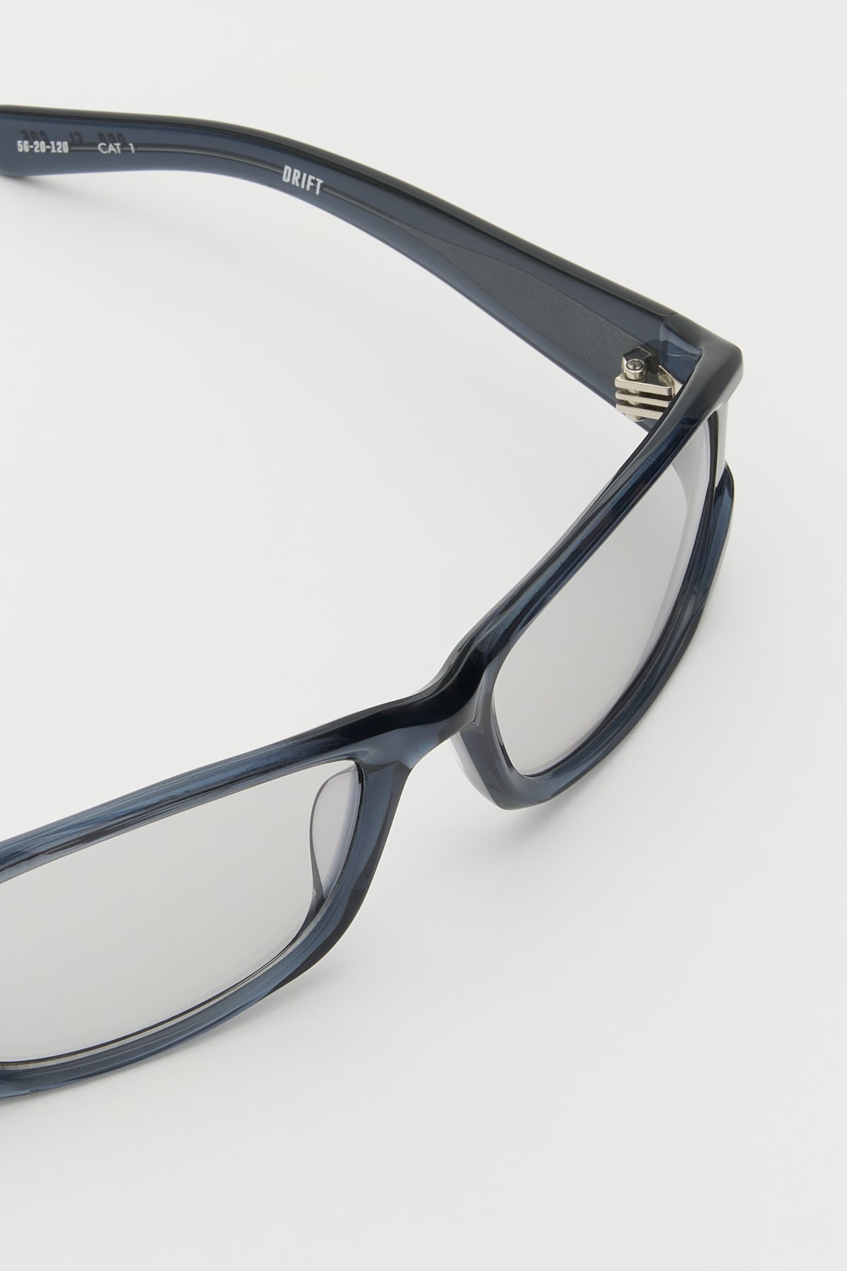 DRIFT Crystal Blue Grey / Light Grey Lens