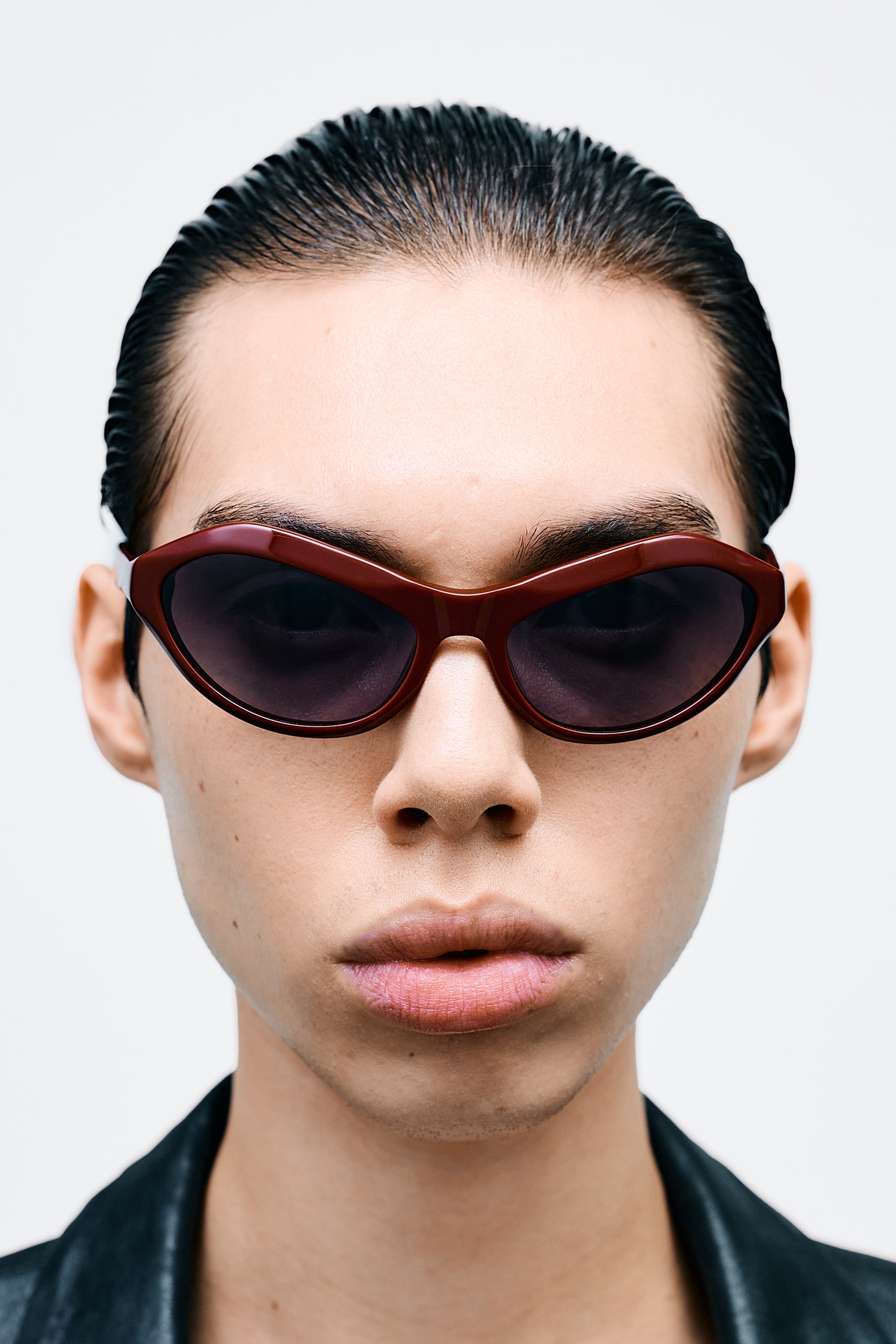 AKIWA Solid Bordeaux / Grey Gradient Lens