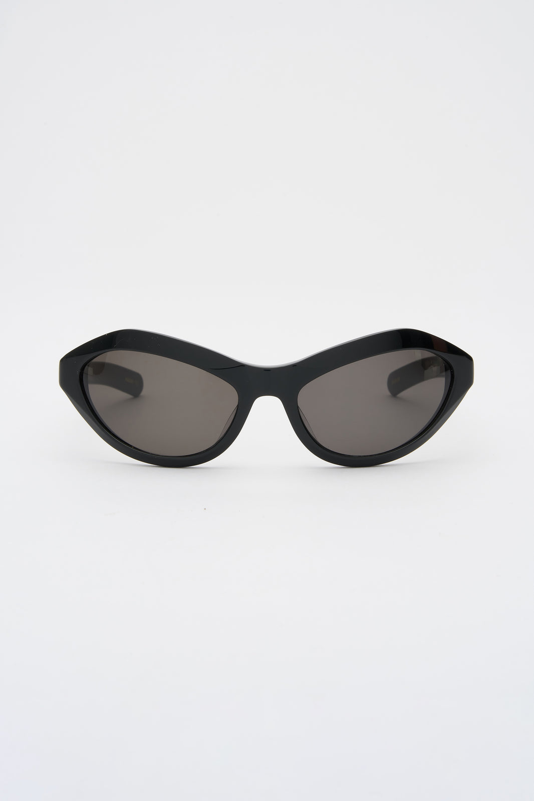 AKIWA Solid Black / Solid Black Lens