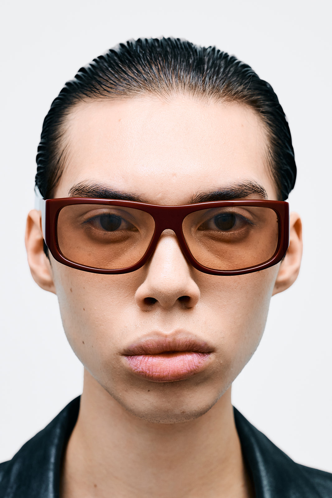 APRIL Solid Bordeaux / Peach Lens