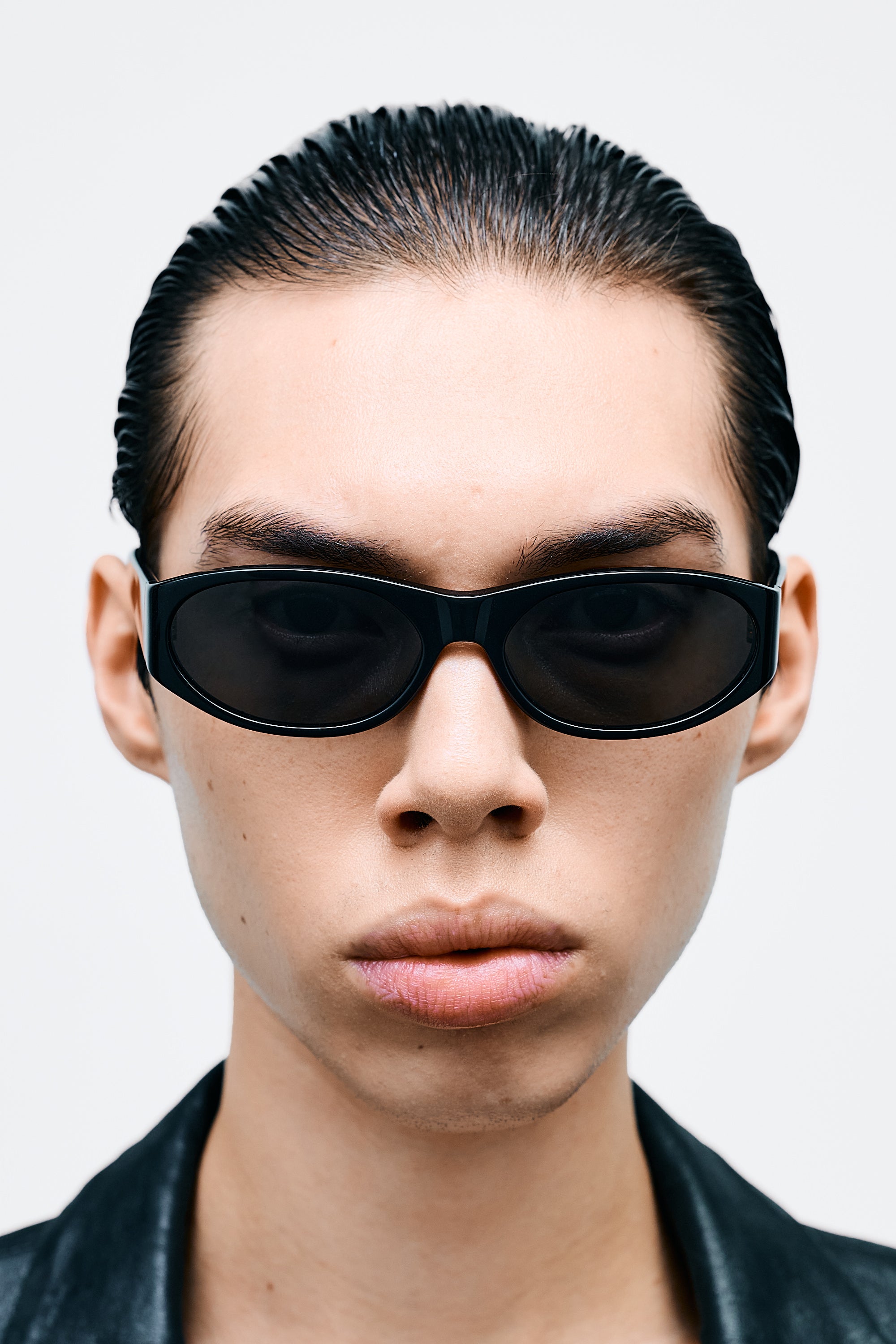 EDDIE KYU Solid Black / Solid Black Lens | FLATLIST – FLATLIST EYEWEAR