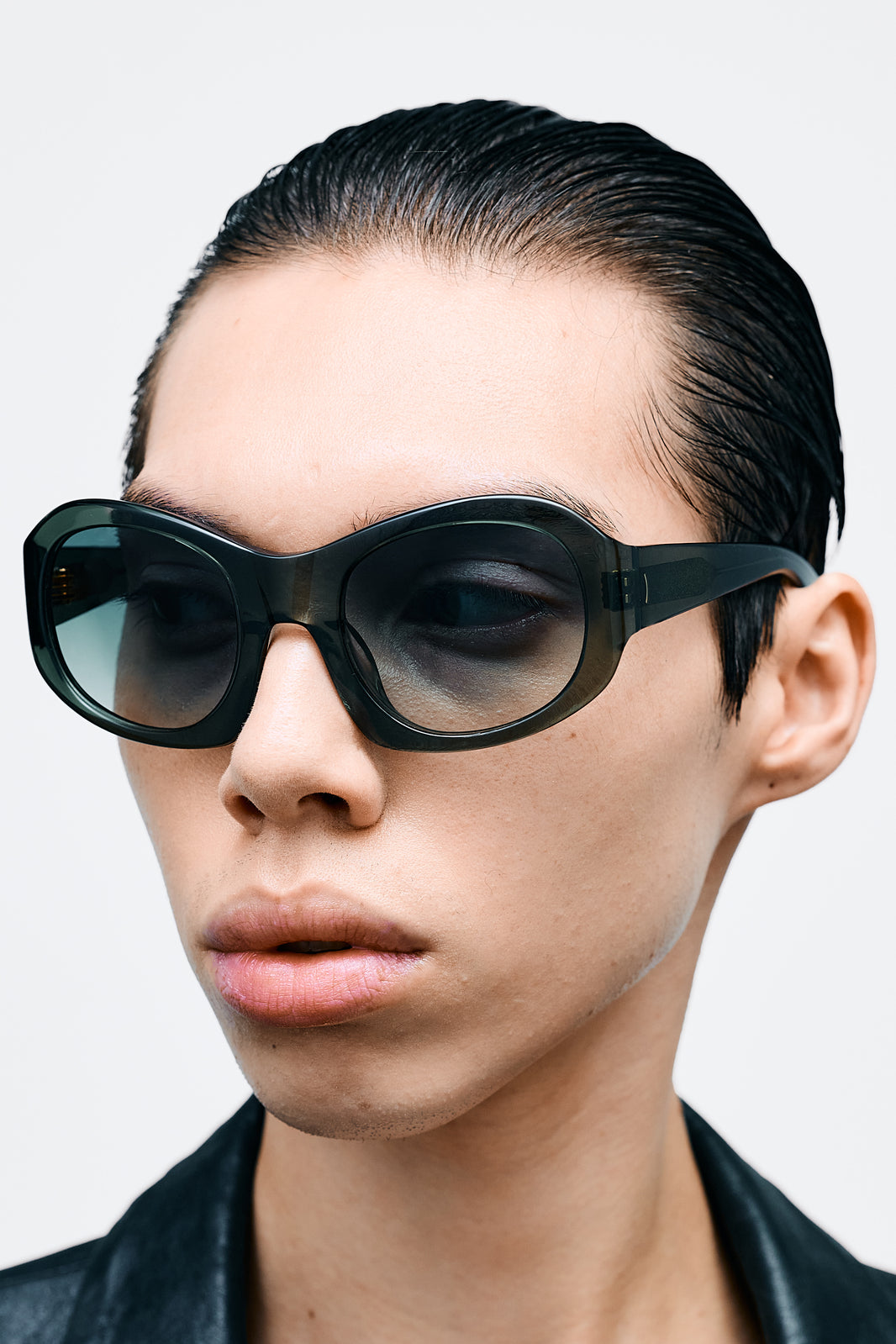 EZRA Crystal Duck Green / Green Gradient Lens