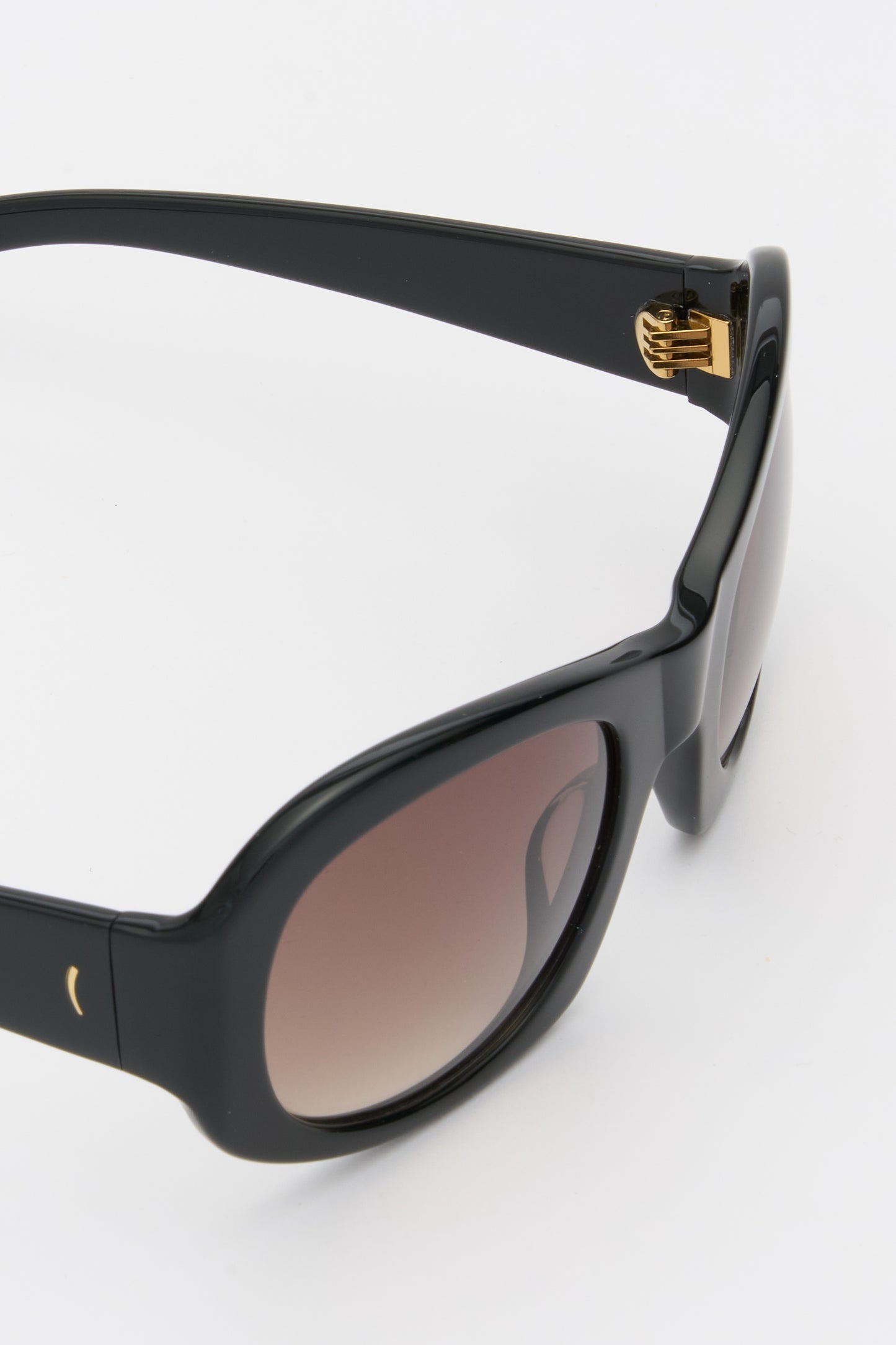 EZRA Solid Black / Brown Gradient Lens