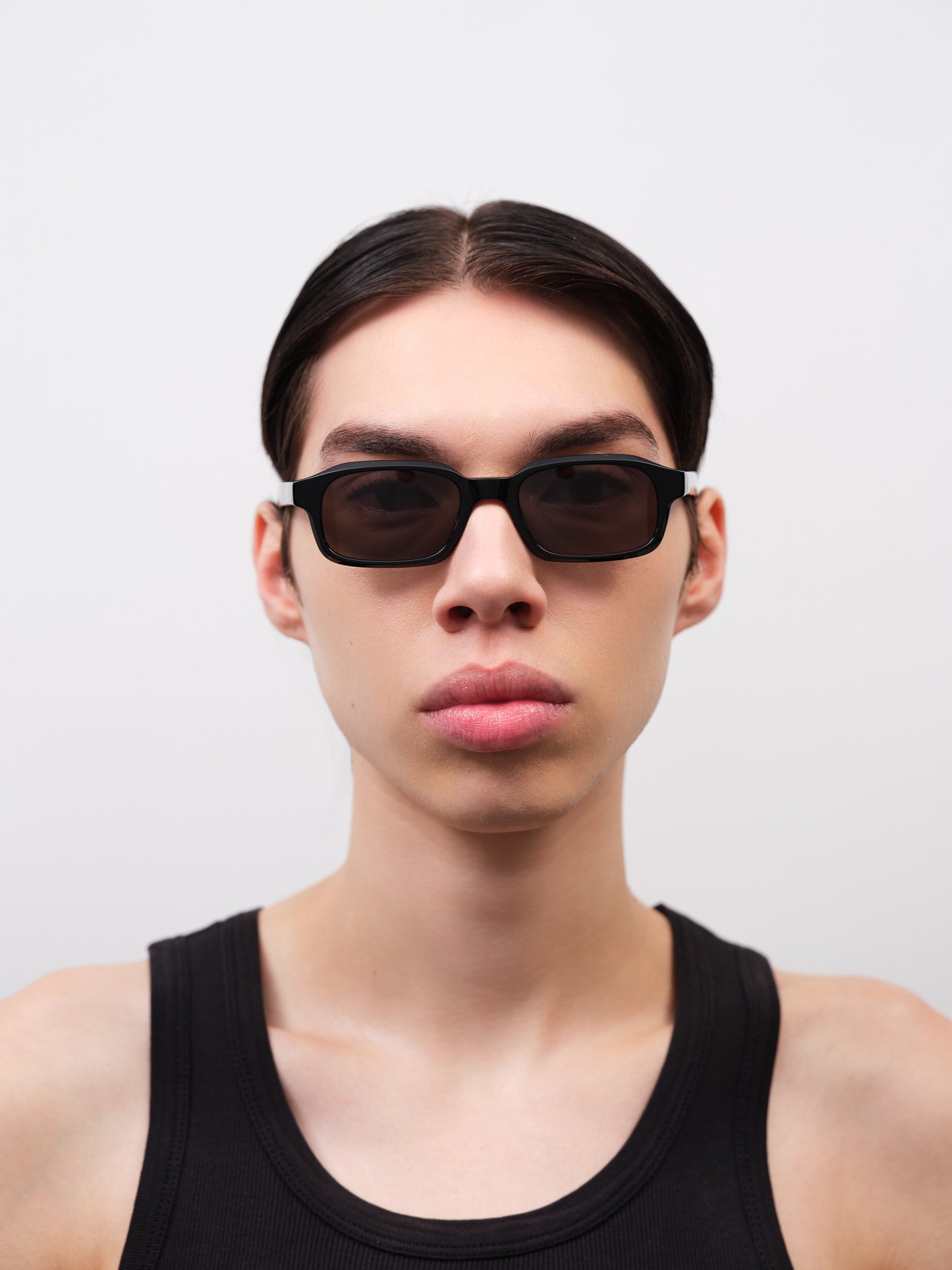 HANKY Solid Black / Solid Black Lens