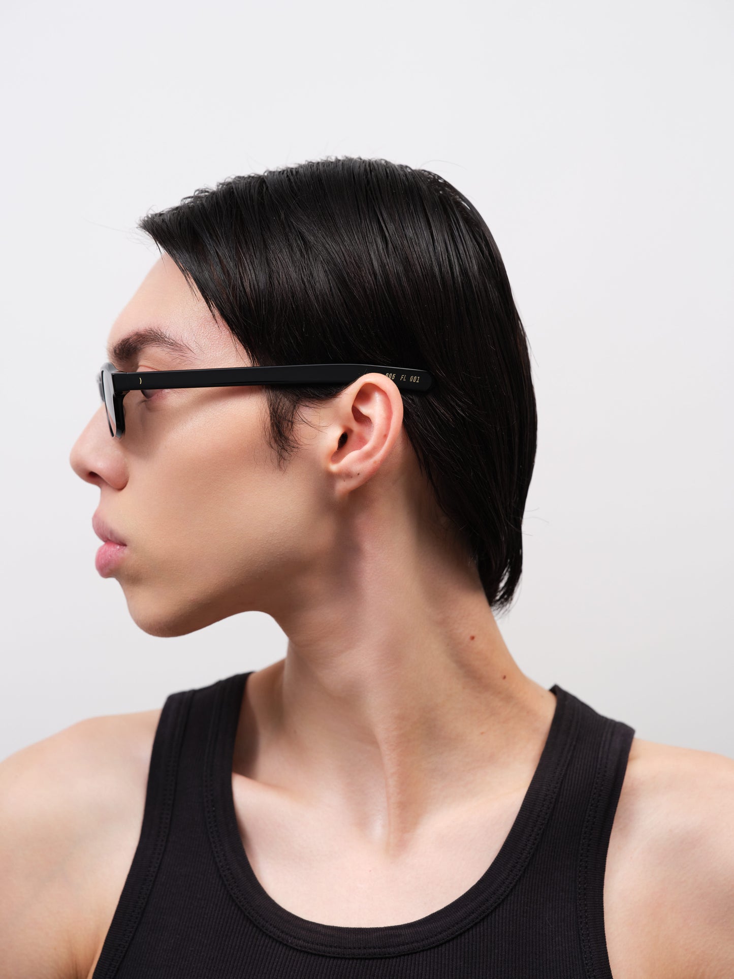 HANKY Solid Black / Solid Black Lens