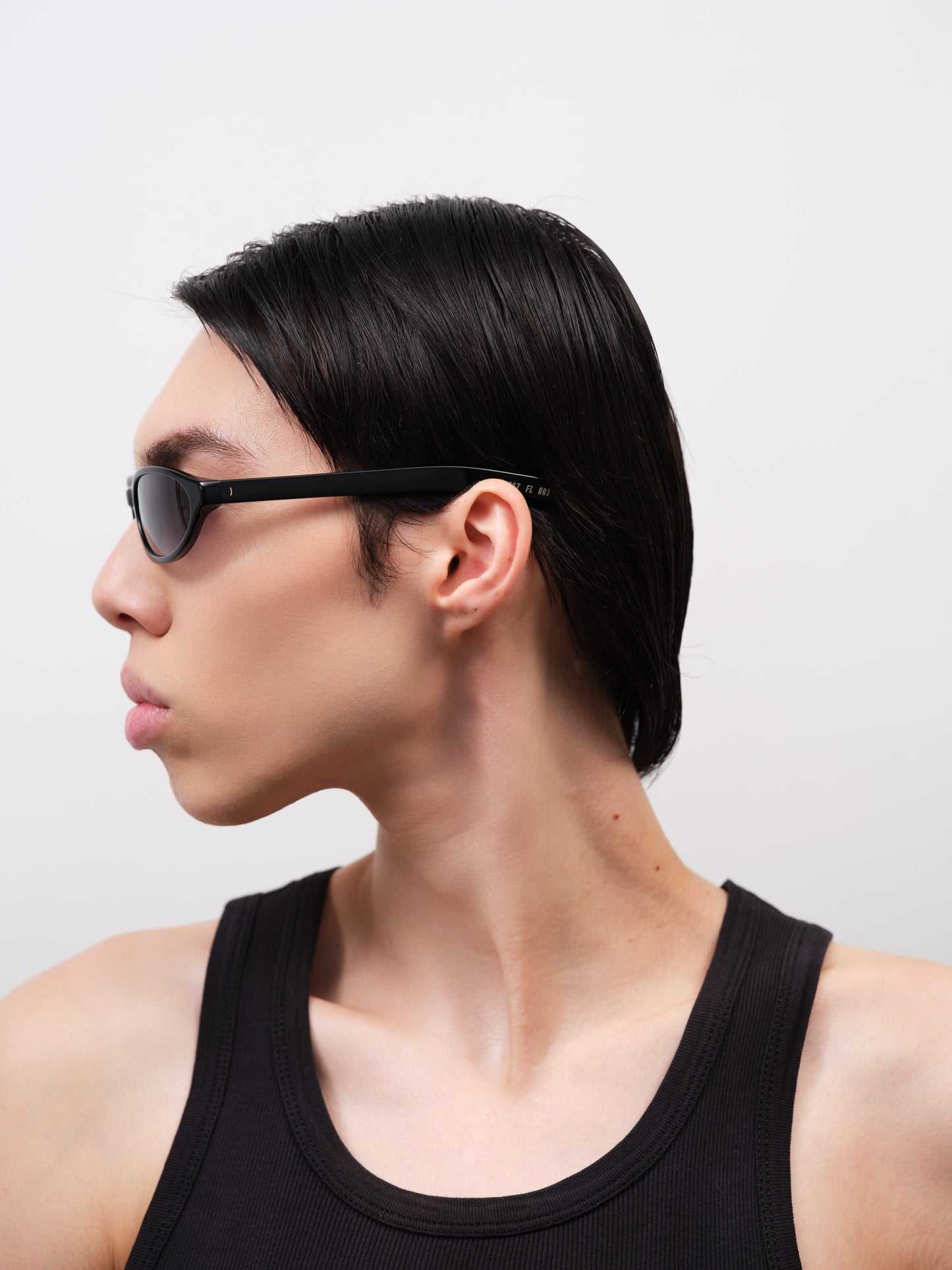 OLYMPIA Solid Black / Solid Black Lens