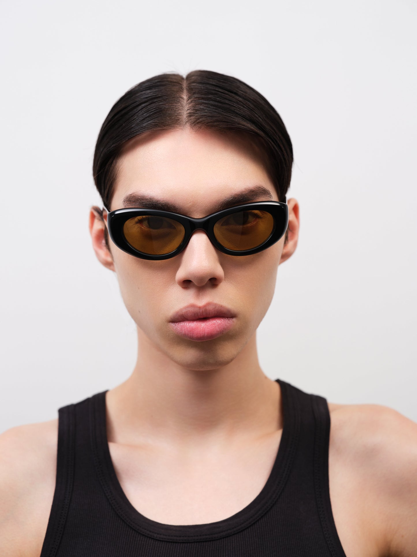 RAMONA Solid Black / Smoked Olive Lens