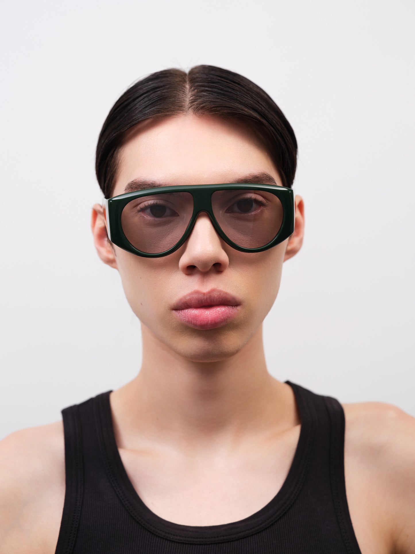 BERLYN Solid Dark Green / Light Grey Lens