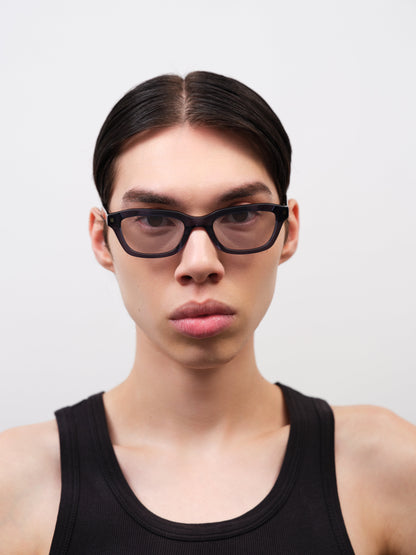 FRANKIE Solid Black / Light Grey Lens
