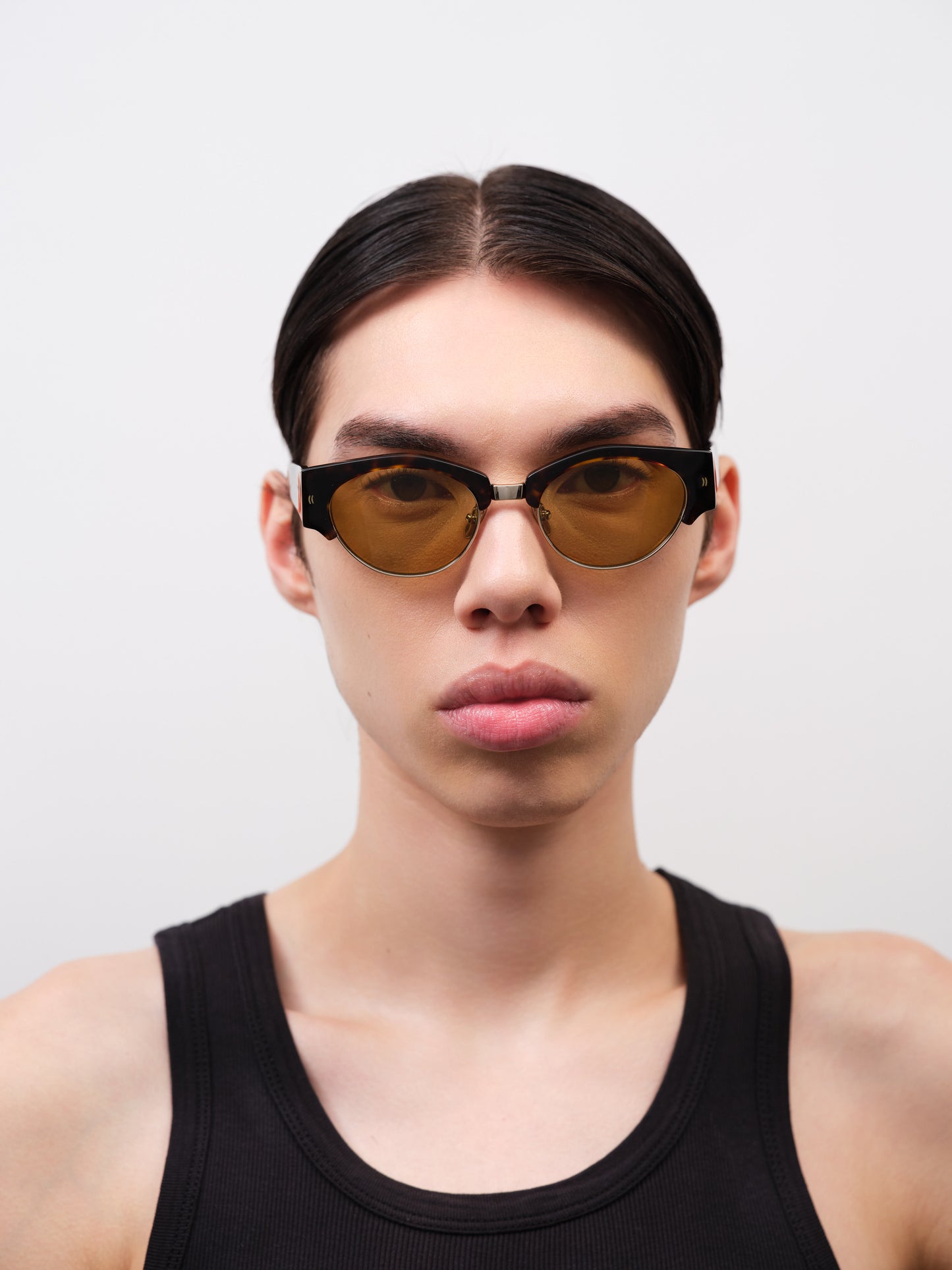 YOUNG Classic Havana / Smoked Olive lens