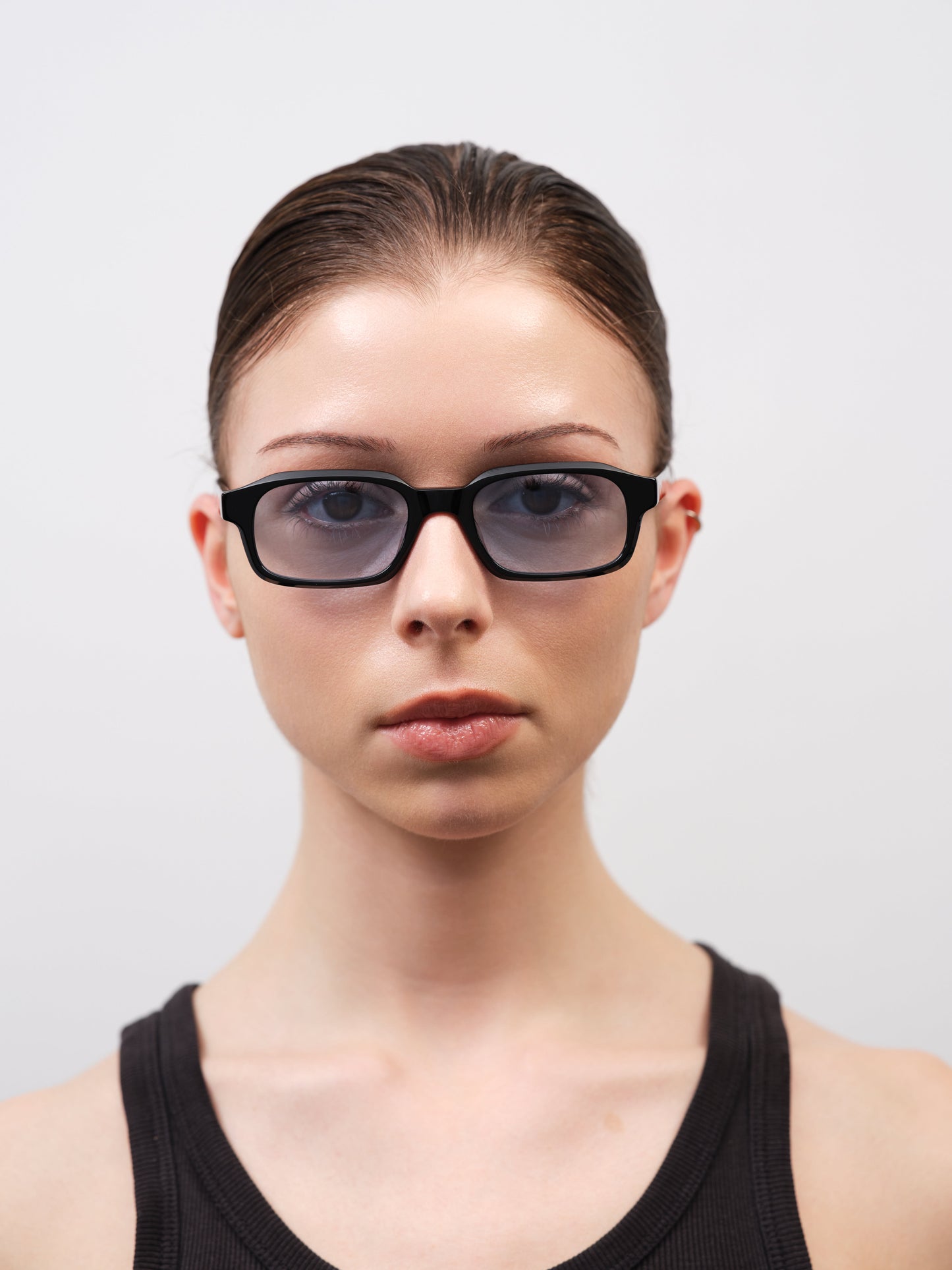 HANKY Solid Black / Light blue gradient lens