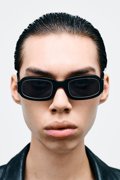 FRAME Solid Black / Solid Black Lens