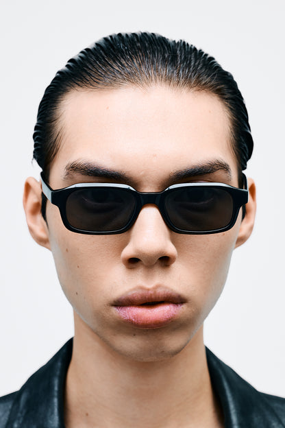 Flatlist HANKY Solid Black / Solid Black Lens