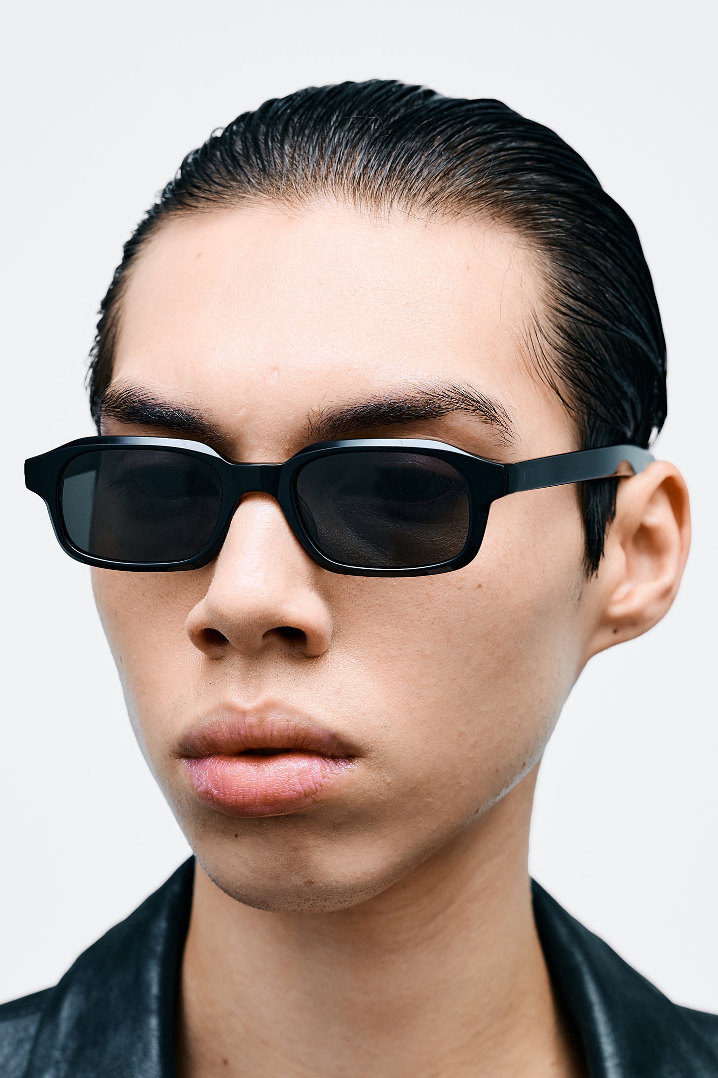 HANKY Solid Black / Solid Black Lens