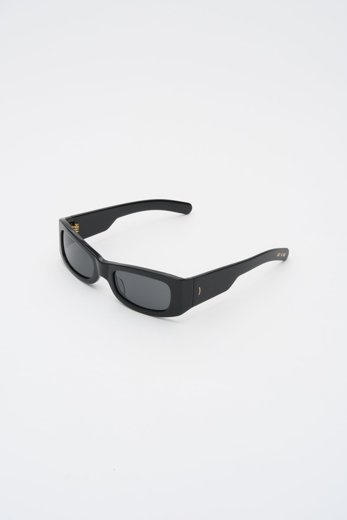 KAREEM Solid Black / Solid Black Lens