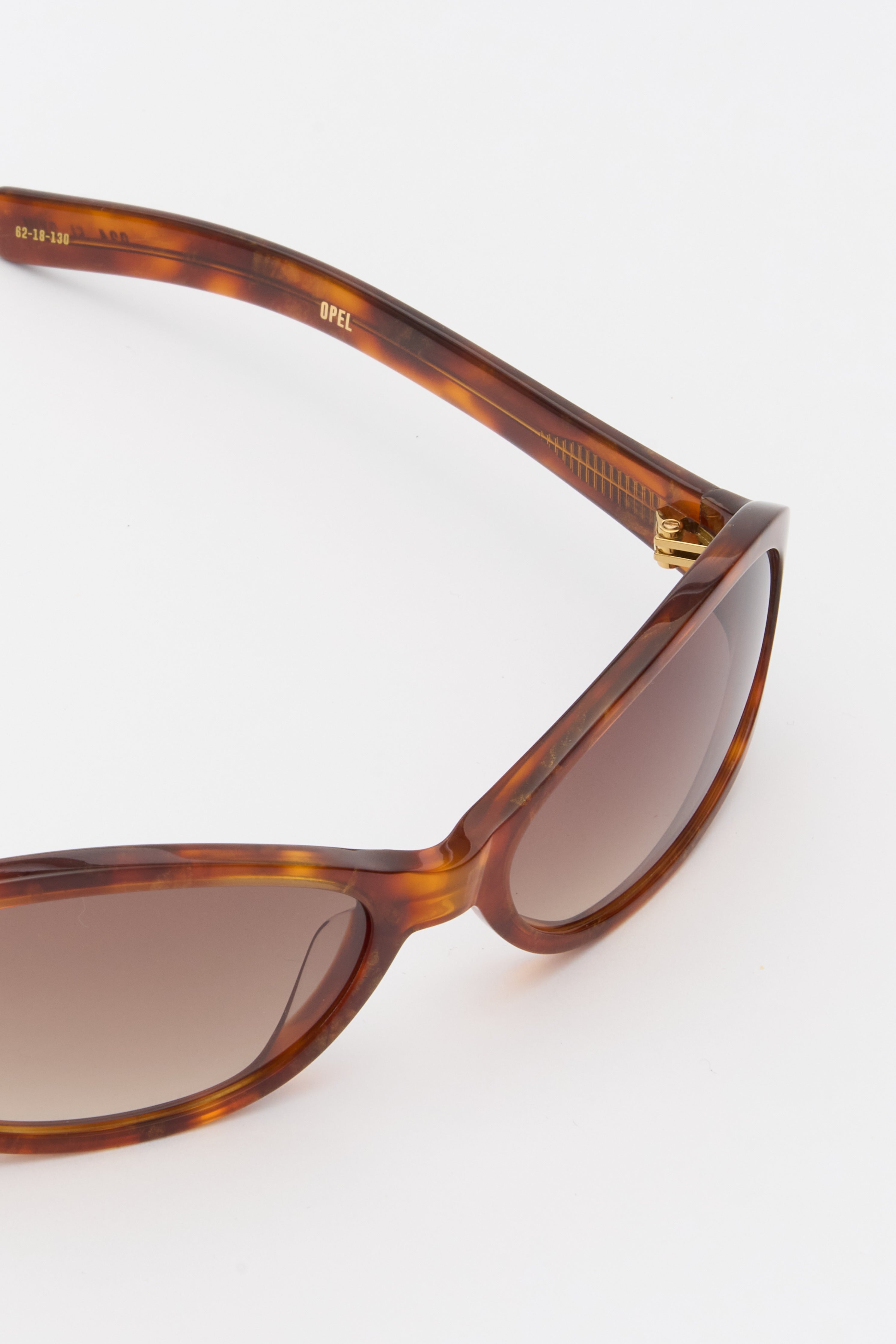OPEL Shimmery Horn / Brown Gradient Lens | FLATLIST – FLATLIST EYEWEAR