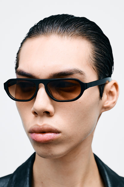 PENN Solid Black / Brown Gradient Lens