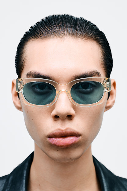 SHADE 01 Crystal Yellow / Solid Teal Lens