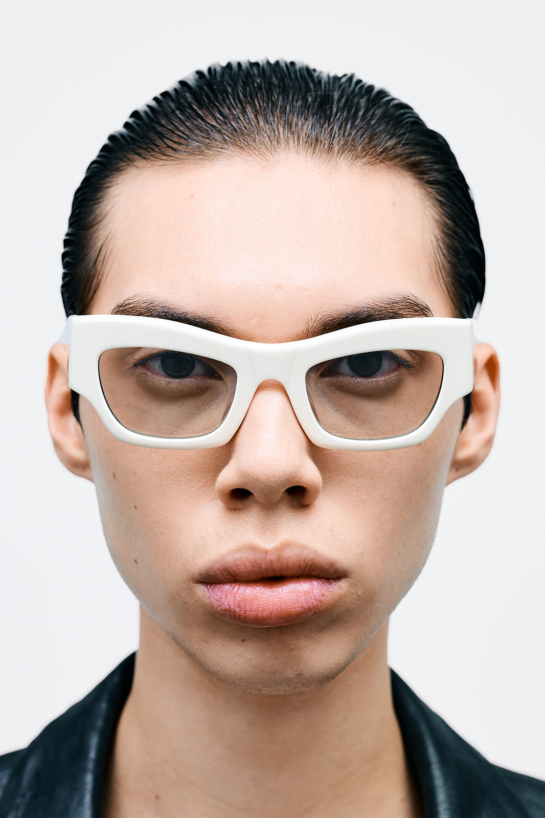 SHADE 03 Solid Cream White / Transparent Grey Lens