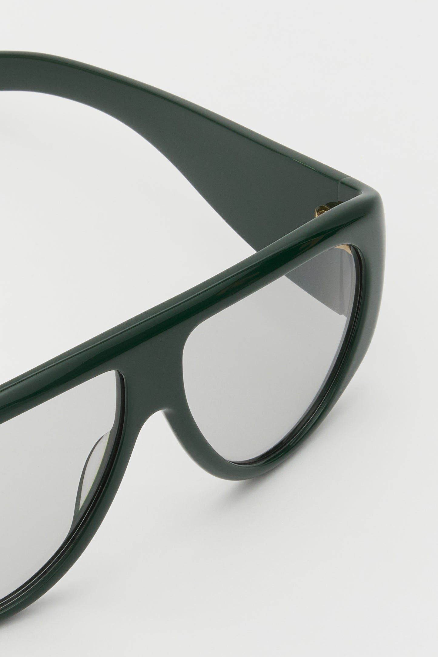 BERLYN Solid Dark Green / Light Grey Lens
