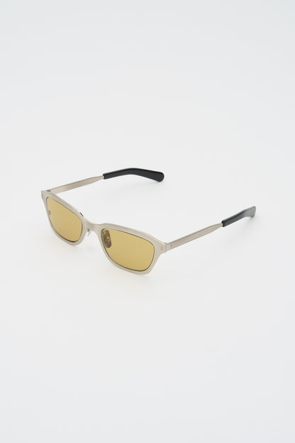 CLINT / TITANIUM Brushed Silver Solid Black / Smoked Olive Lens