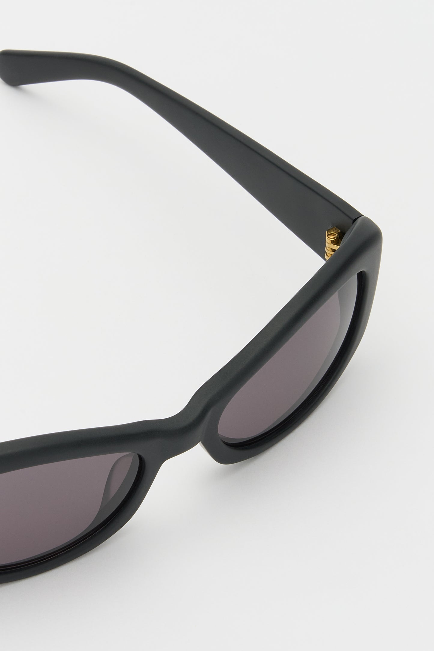 DEMI Solid Matte Black / Solid Black Lens