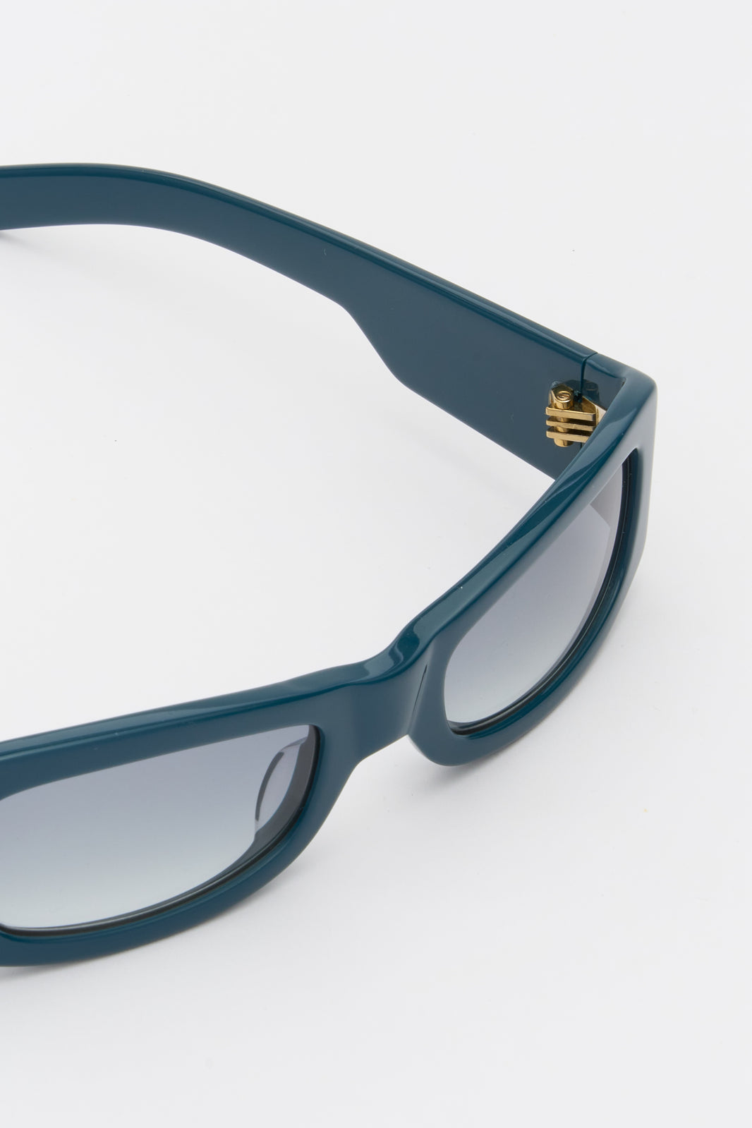 KAREEM Solid Ink Blue  / Grey Gradient Lens