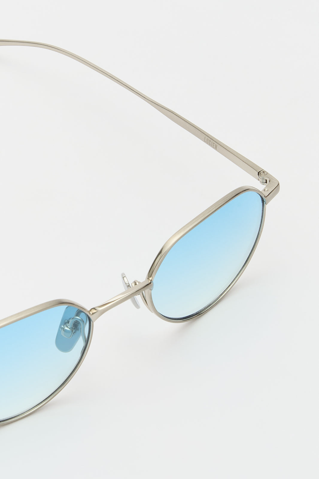 LUCIEN Brushed Silver / Light Blue Lens