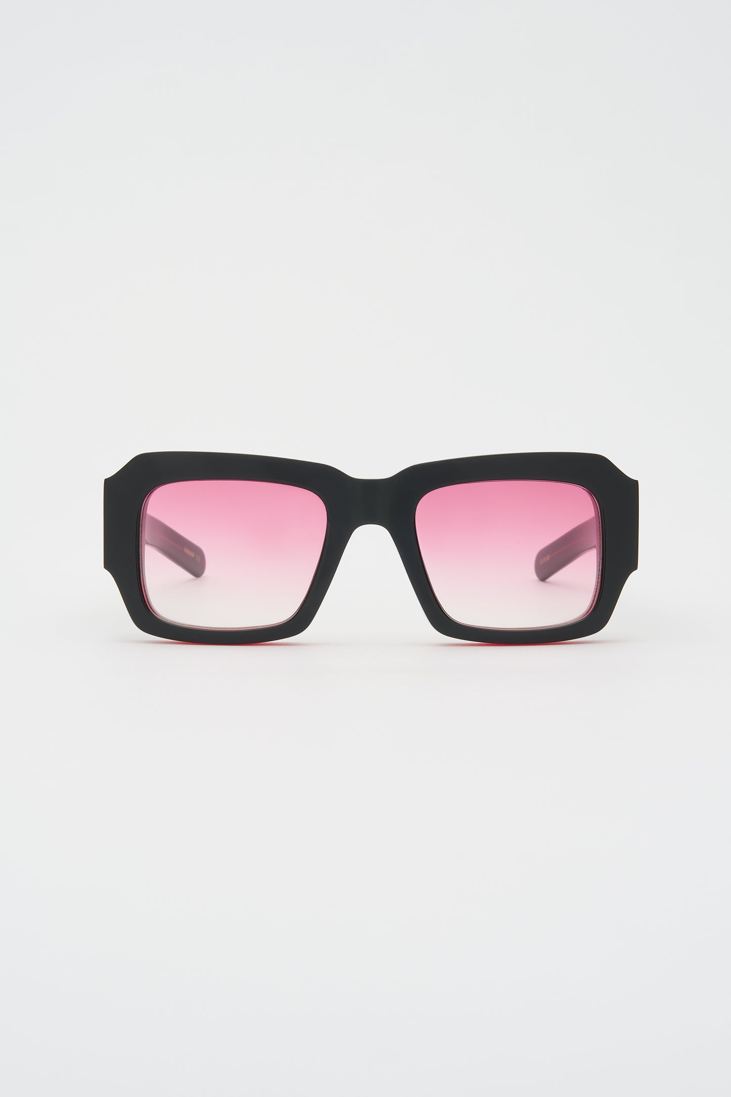 MARFA Solid Black / Solid Bordeaux / Pink Gradient Lens