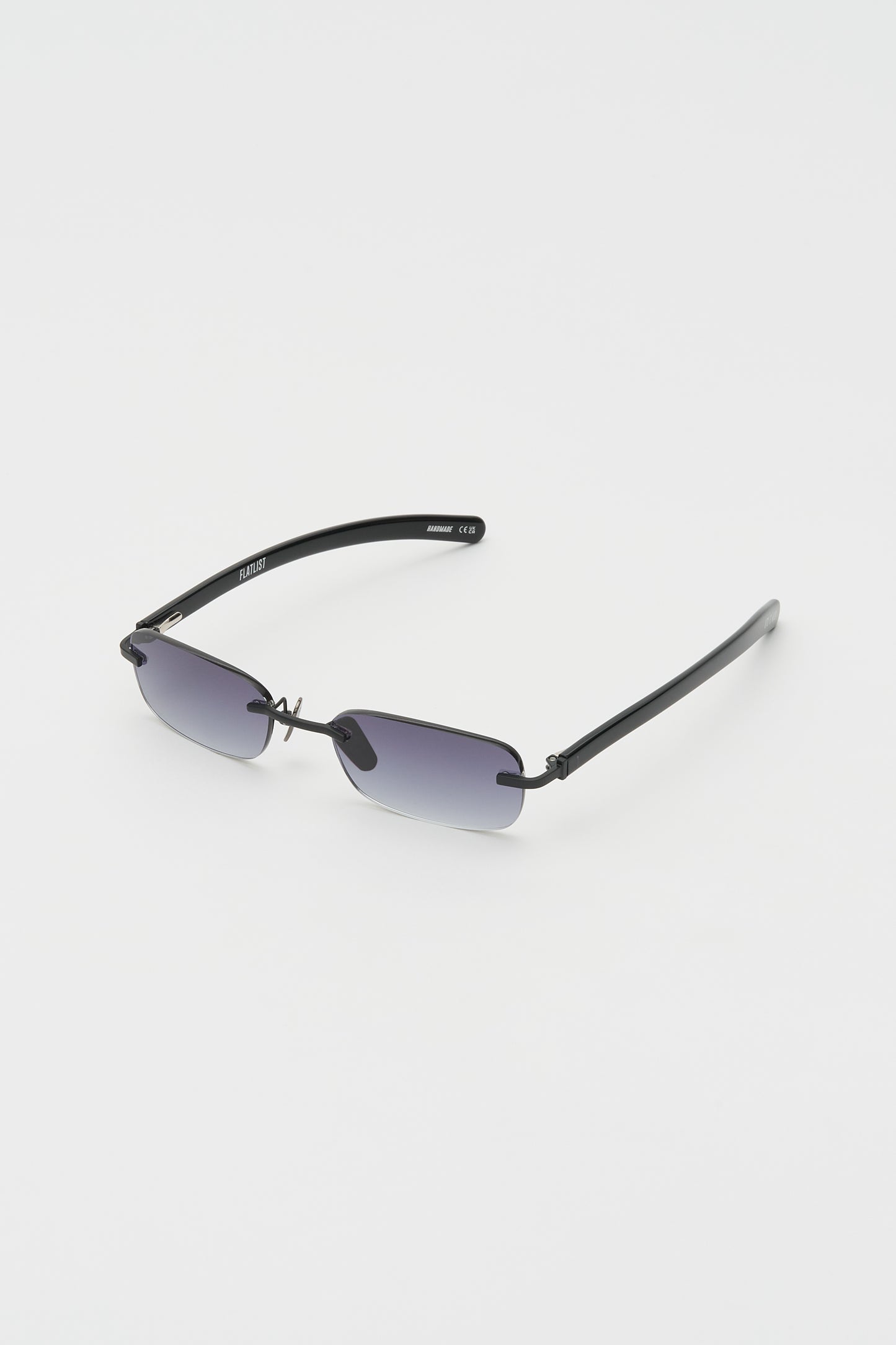 MILO Brushed Matte Black / Solid Black / Smoke Gradient Lens