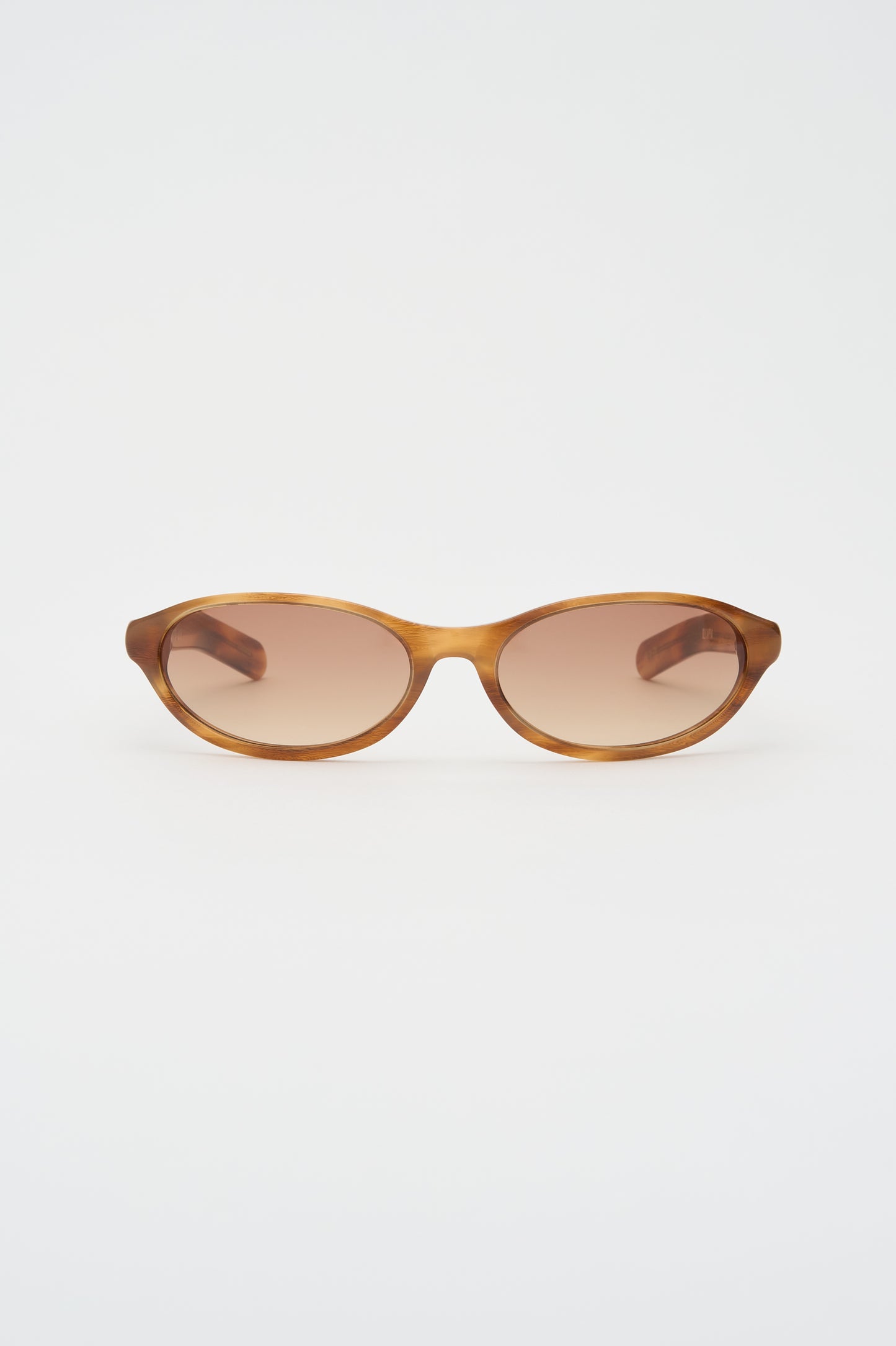 OLYMPIA Donegal Horn / Light Brown Gradient Lens
