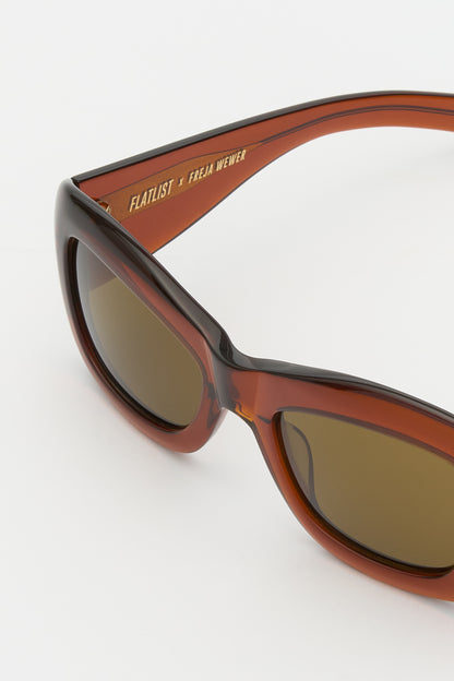 Flatlist x Freja Wewer / POPPY / Crystal Brown / Solid Brown Lens