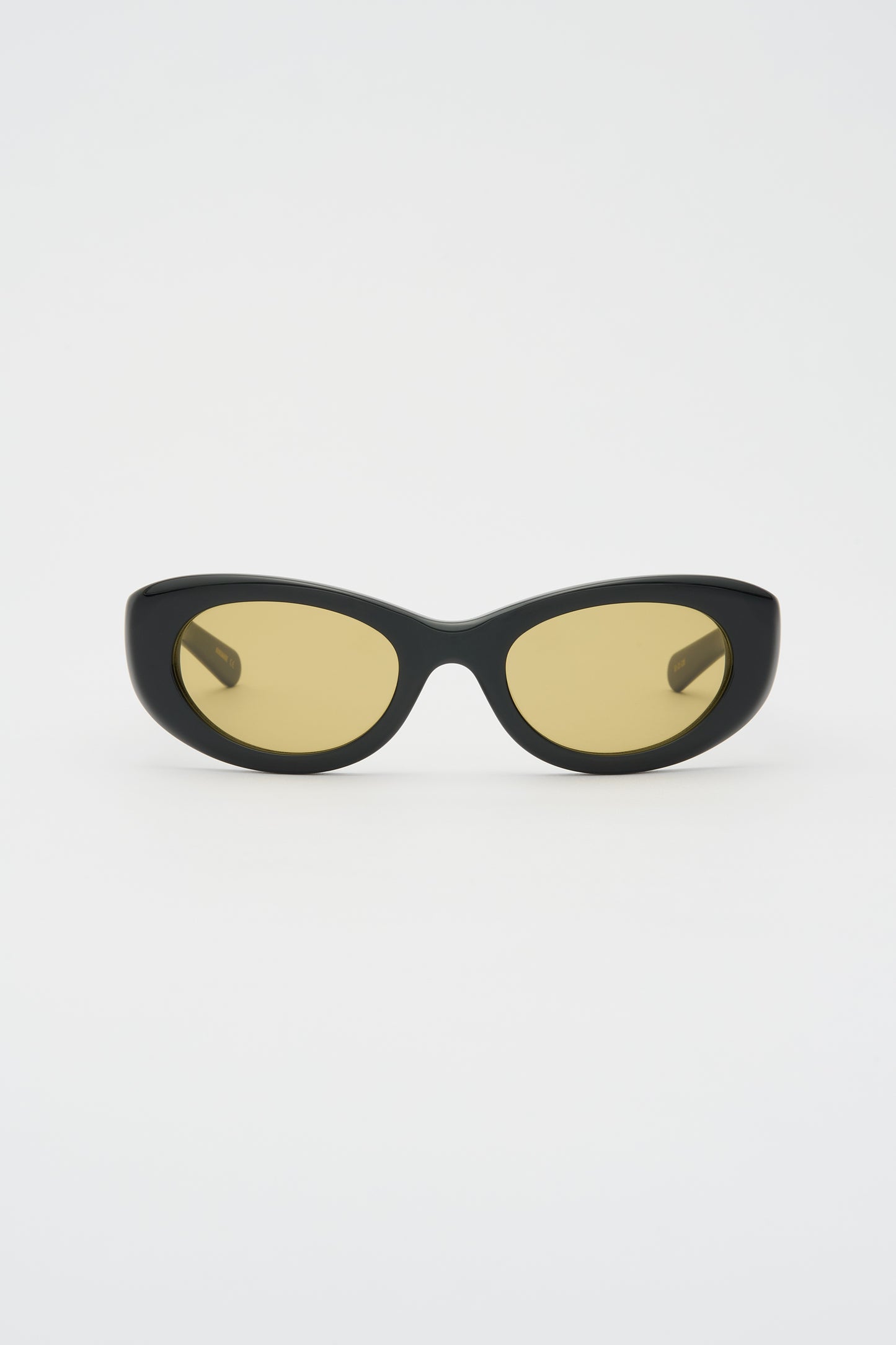 RAMONA Solid Black / Smoked Olive Lens