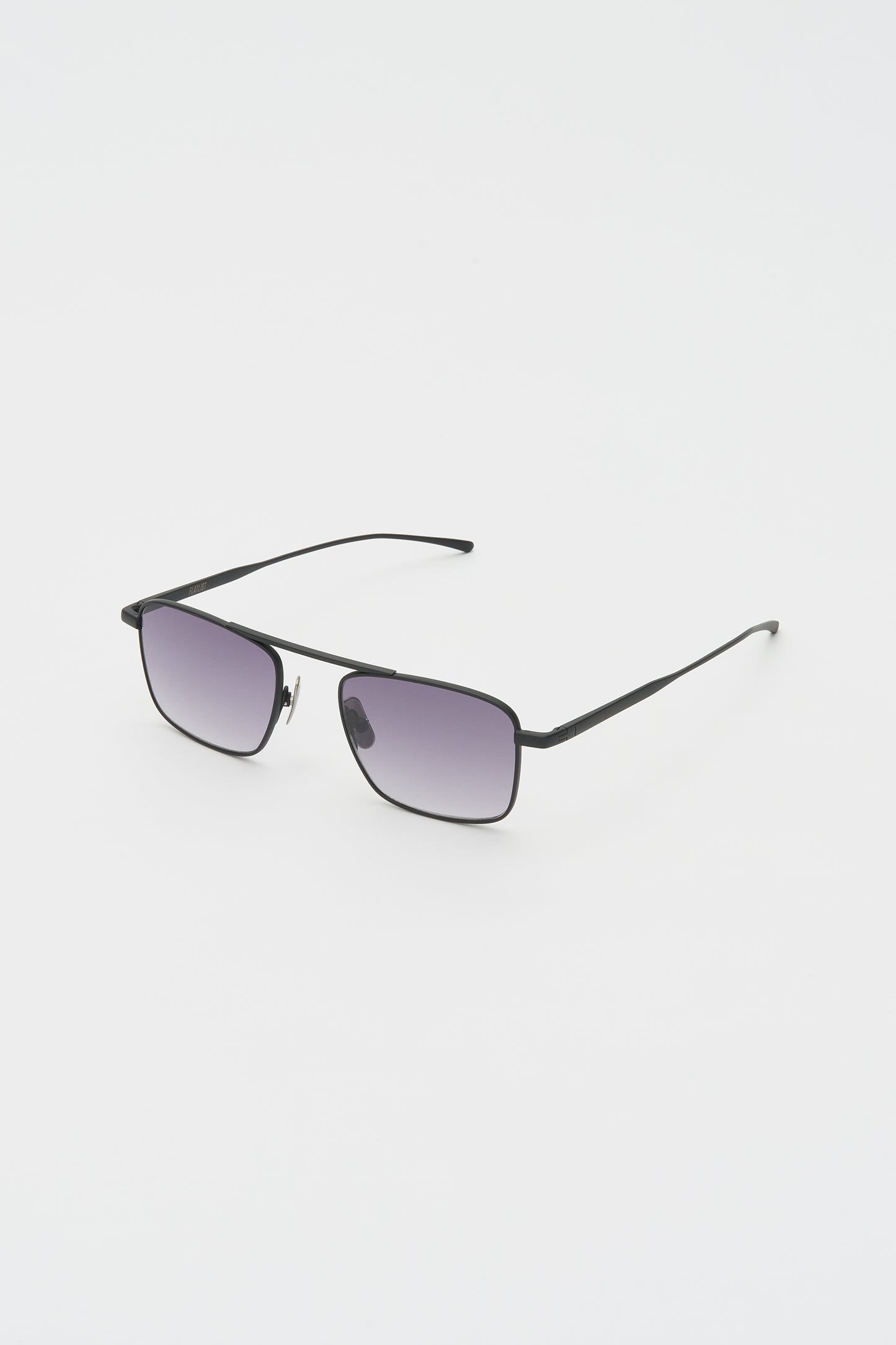 REED Matte Black / Smoke Gradient Lens