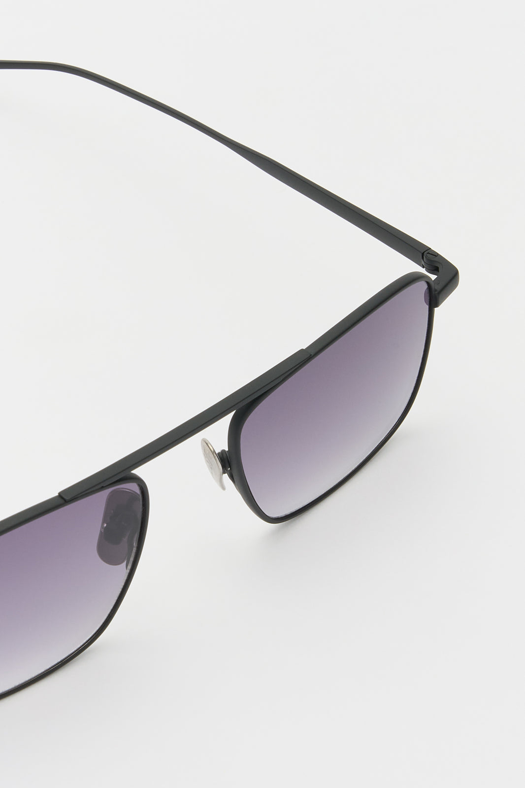 REED Matte Black / Smoke Gradient Lens