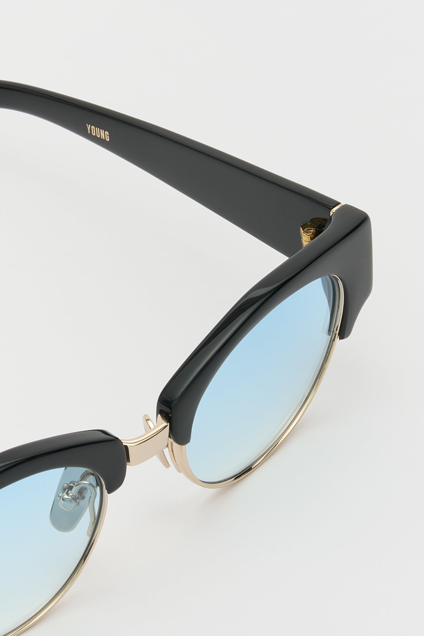 YOUNG Solid Black / Light Blue Gradient Lens